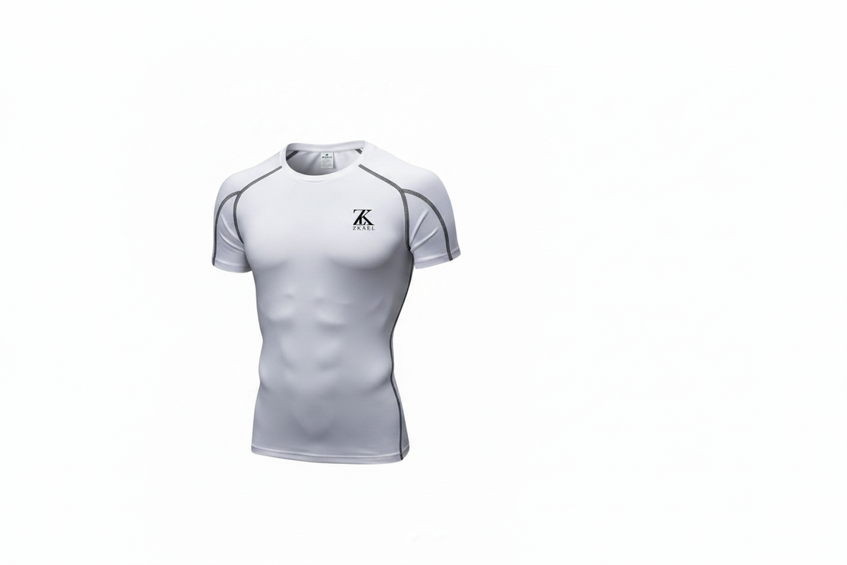 Camiseta blanca Zkael con logo