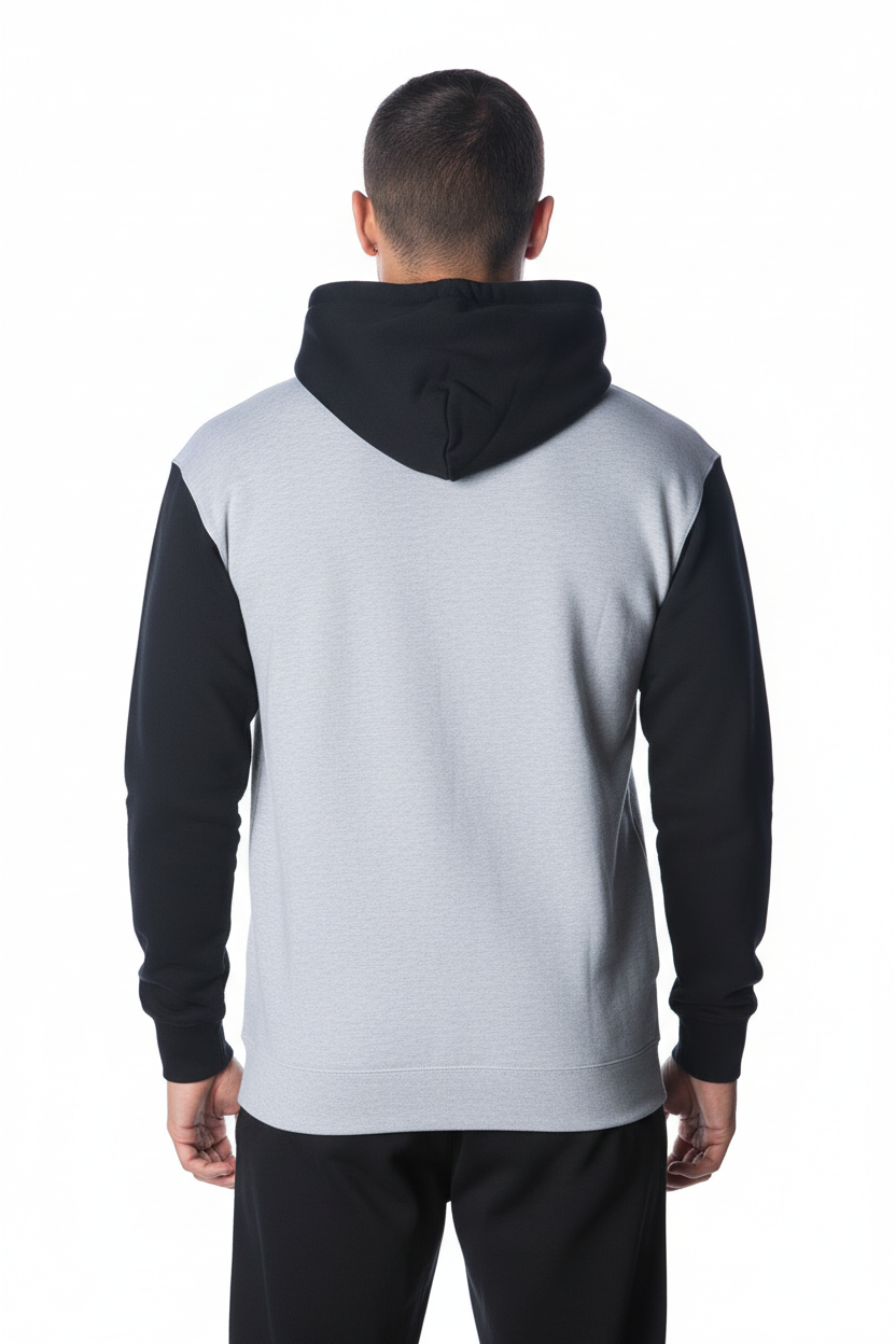 Modelo con sudadera vista trasera