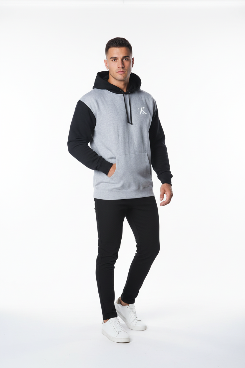 Modelo con sudadera ZK